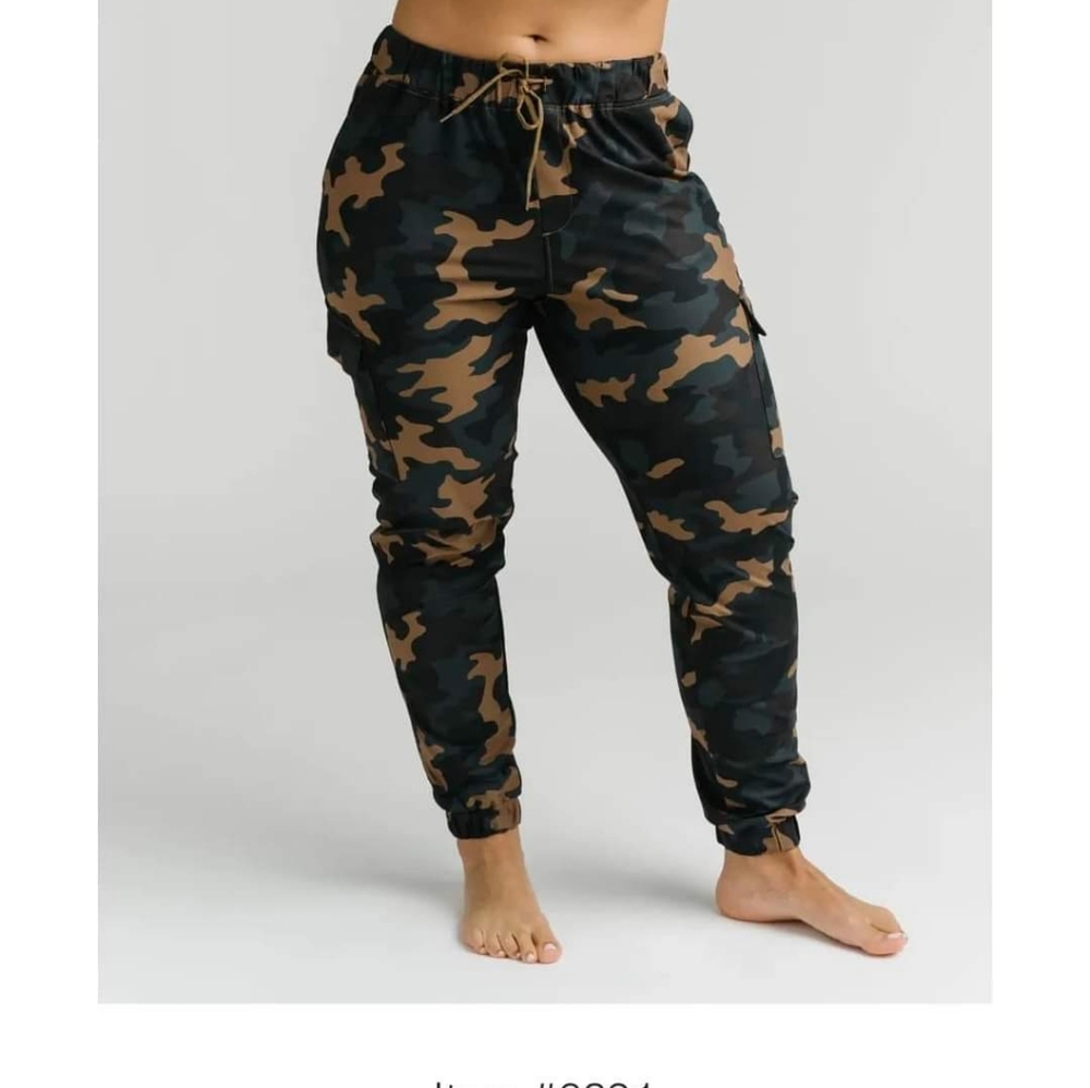 Zyia Camo Delancey Cargo Jogger